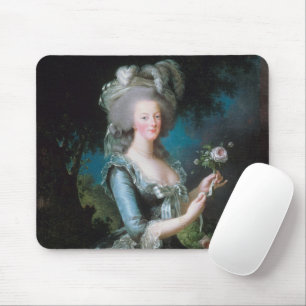 Marie Antoinette met een Roos van Elisabeth Le Bru Muismat