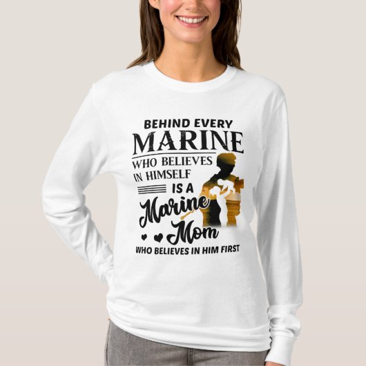 Mariene die zichzelf gelooft is een marinemoeder t-shirt (Voorkant)
