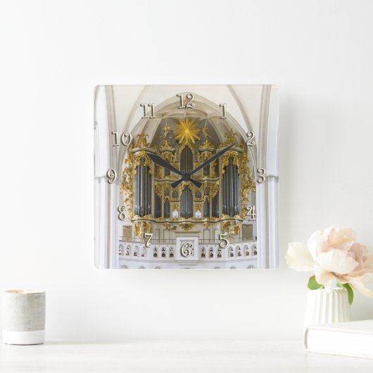 Marienkirche, Berlijnse muur klok (Huis)