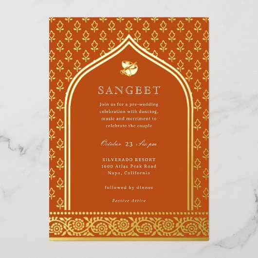 Marigold Bloem Indische Bloem Sangeet Goud Folie Uitnodiging (Voorkant)