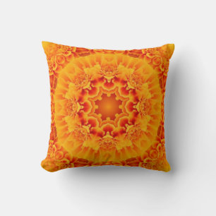 Marigold Mandala Pillow Kussen