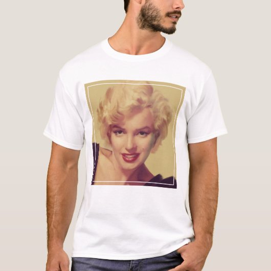 Marilyn in Black T-shirt (Voorkant)
