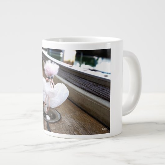 Marilyn Monroe pose in Witte rok Grote Koffiekop (Voorkant rechts)