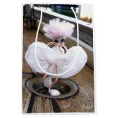 Marilyn Monroe pose in Witte rok Medium Cadeauzakje (Voorkant)