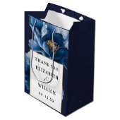 Marine Blauw en Goud Bloemen Moderne bruiloft Dank Medium Cadeauzakje (Voorkant Gekanteld)