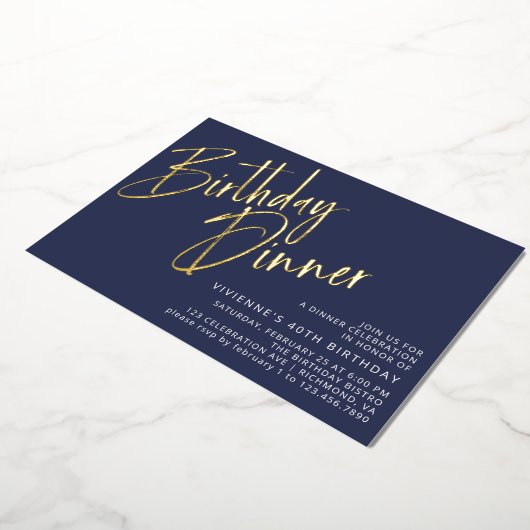 Marine Blauw en Goud Modern Minimaal Verjaardagsdi Folie Uitnodiging (Gedraaid)