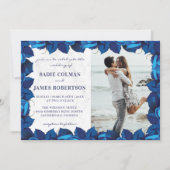 Marine Blauw en Wit Marmer Bloemen Foto Bruiloft Kaart (Voorkant)