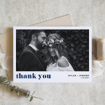 Marine Blauw Retro Vetgedrukte Typografie Fotobrui Bedankkaart<br><div class="desc">Retro Vetgedrukte Typografie Marine Blauwe Foto Huwelijk Dank u Kaart | Deze aanpasbare foto bedankt platte kaart is voorzien van marineblauwe retro vet typografie. Het is ideaal voor een verscheidenheid aan evenementen, zoals bruiloften en afstuderen. Personaliseer door uw favoriete horizontale foto's toe te voegen. Het is verkrijgbaar als een briefkaart...</div>