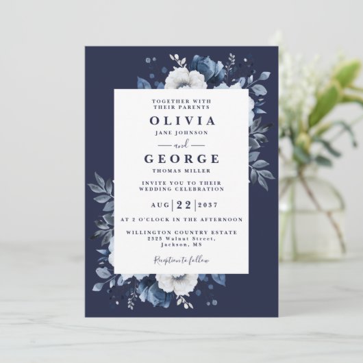 Marine Blauw Rustiek Elegante Bloemen QR Code Huwe Kaart (Staand voorkant)