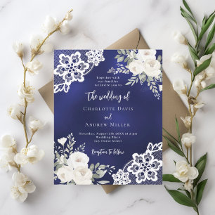 Marine blauw witte kant bloemenbruiloft uitnodigin