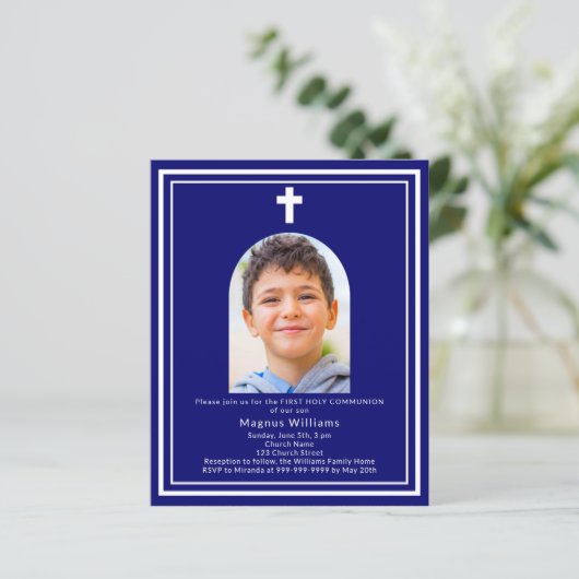 Marine blauwe boog foto Eerste Communie uitnodigin (Staand voorkant)
