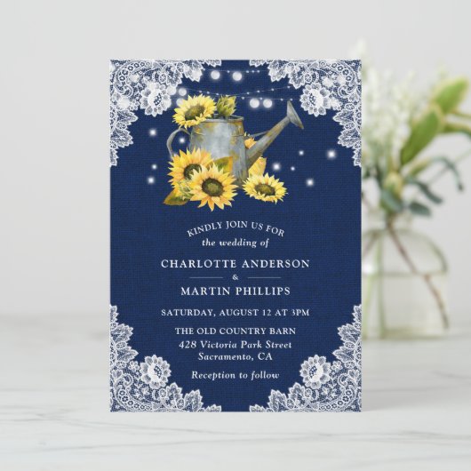 Marine Blauwe Zonnebloem Watering Kan Lace Wedding Kaart (Staand voorkant)