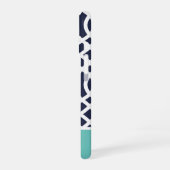 Marine en Aqua Traliewerk Monogram iPhone 16 Hoesje (Linkerkant)
