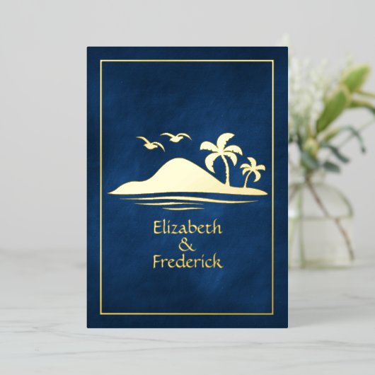 Marine en Goud Tropisch Strand Bruiloft Folie Uitnodiging (Staand Voorkant)