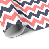 Marine en koraal Zigzag Chevron Stripes Cadeaupapier (Rol Hoek)