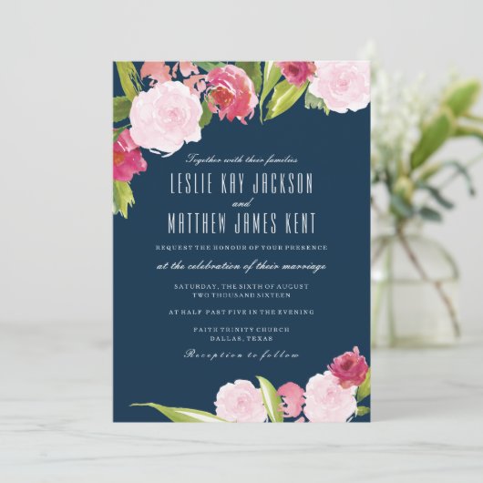 MARINE EN ROZE BRUILOFT UITNODIGING MET BLOEMEN (Staand voorkant)