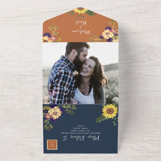 Marine en Terracotta Rustieke Zonnebloem Huwelijk All In One Uitnodiging (Buitenkant)
