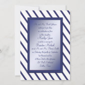 Marine en Witte Streep Monogrammed Uitnodiging (Achterkant)