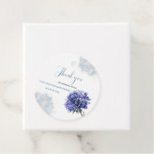 Marineblauw bloemeneenvoudige jongen baby shower bedankjes labels (In situ)