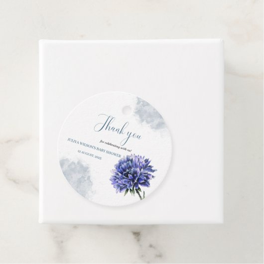 Marineblauw bloemeneenvoudige jongen baby shower bedankjes labels (In situ)