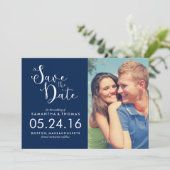 Marineblauw Elegant Script Sla de datum op Save The Date (Staand voorkant)