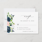 Marineblauw en blush roze bloemenbruiloft RSVP kaartje (Voorkant)