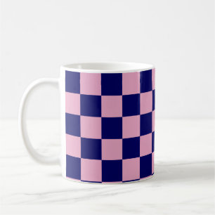 Marineblauw en lichtroze ruitjespatroon koffiemok