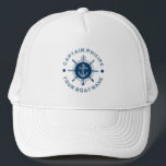 Marineblauw en wit stuurwit en bootanker trucker pet<br><div class="desc">Elegant marineblauw en wit stuurwiel met een touw en bootanker,  aanpasbare witte tekst. Blauwe stippen ontwerpelementen verfraaiing.</div>