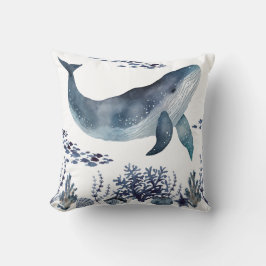 Marineblauw en witte walvis en schelpen  kussen