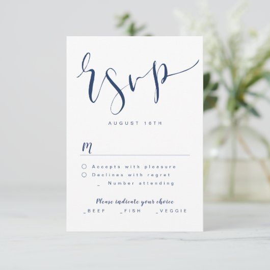 Marineblauw Modern Eenvoudig Script bruiloft RSVP (Staand voorkant)