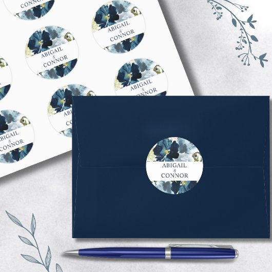 Marineblauw & Stofblauw Elegante Bloemige Waterver Ronde Sticker