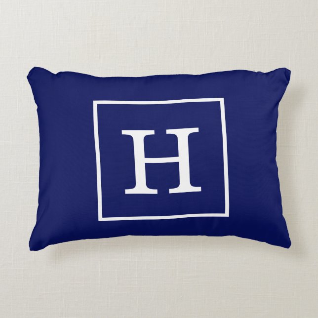 Marineblauw Wit Omlijst Initiaal Monogram Decoratief Kussen (Voorkant)