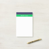 Marineblauw Wt Stippen Smaragdgroene Naam Monogram Post-it® Notes (Op bureau)