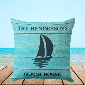Marineblauw zeilboot familienaam Beach House Kussen