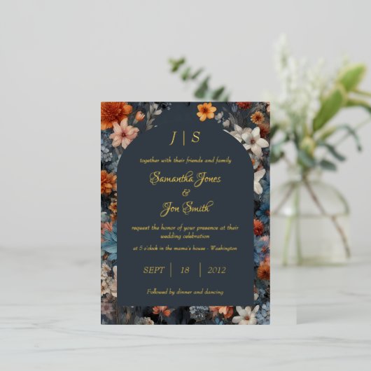 Marineblauwe bloemenbruiloft folie uitnodiging briefkaart (Staand Voorkant)