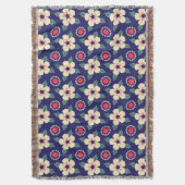 Marineblauwe deken met crème bloemen (Voorkant Verticaal)
