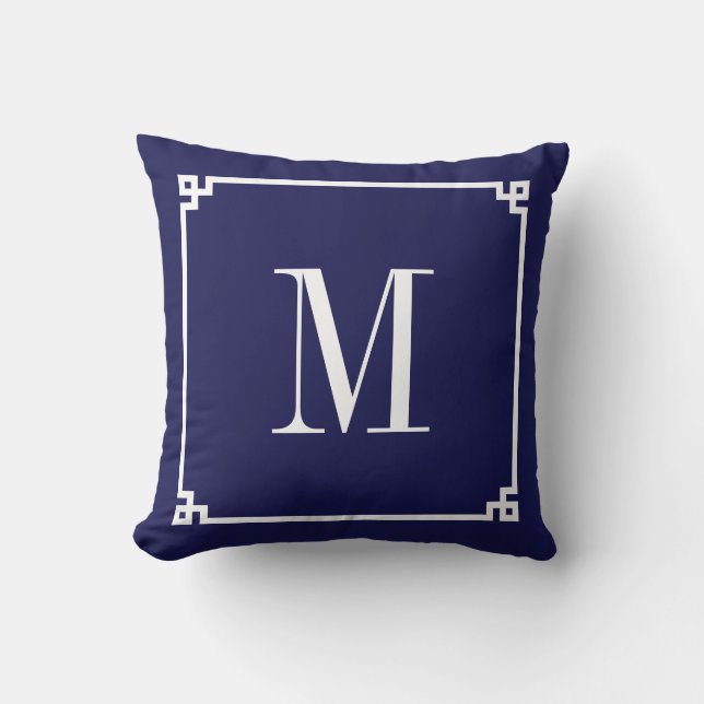 Marineblauwe en witte Griekse sleutelrand monogram Kussen (Voorkant)