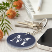 Marineblauwe gepersonaliseerde monogram en naam sleutelhanger (Voorkant Rechts)