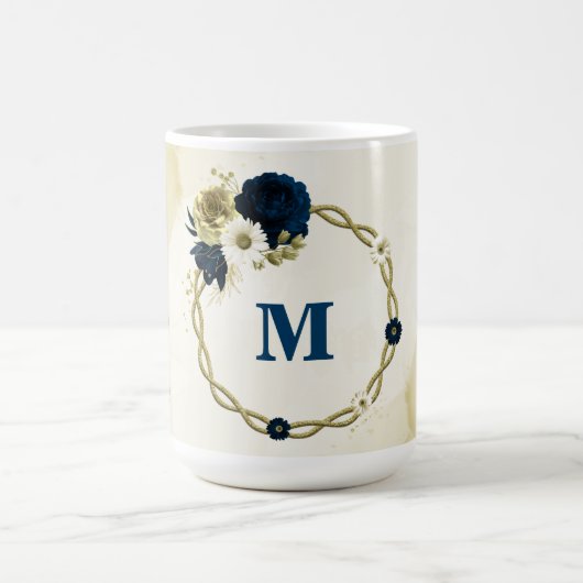 marineblauwe ivoor gouden bloemen monogram koffiemok (Center)
