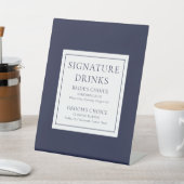 Marineblauwe moderne klassieke signature-dranken reclamebord met voetstuk (Insitu)