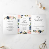 Marineblauwe Stof Blush Roze Bloemige Trouw  Drieluik Aankondiging (Binnen)