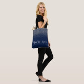 marineblauwe zilveren glitters bruidsmeisje jurk tote bag (Op model)