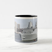 Marines en zweefgetouwen mannen de rails tweekleurige koffiemok (Center)