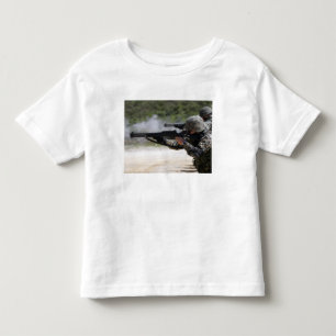 Mariniers die geweren schieten kinder shirts