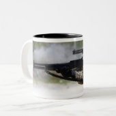 Mariniers die geweren schieten tweekleurige koffiemok (Voorkant links)