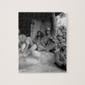 Mariniers van de 1e Mariene Divisie relaxt_War Afb Legpuzzel (Verticaal)