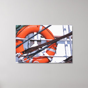 Maritieme motieven. Reddingsboei op de boot Canvas Afdruk