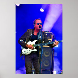 Mark King Level 42 tijdens een concert Poster