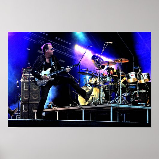 Mark King Level 42 tijdens een concert Poster (Voorkant)