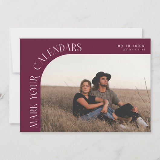 Mark Your Calendars Cranberry Curved Frame Photo Save The Date (Voorkant)